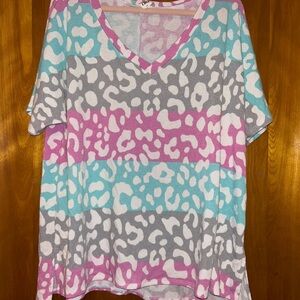 Colorful Leopard Print V-Neck Top